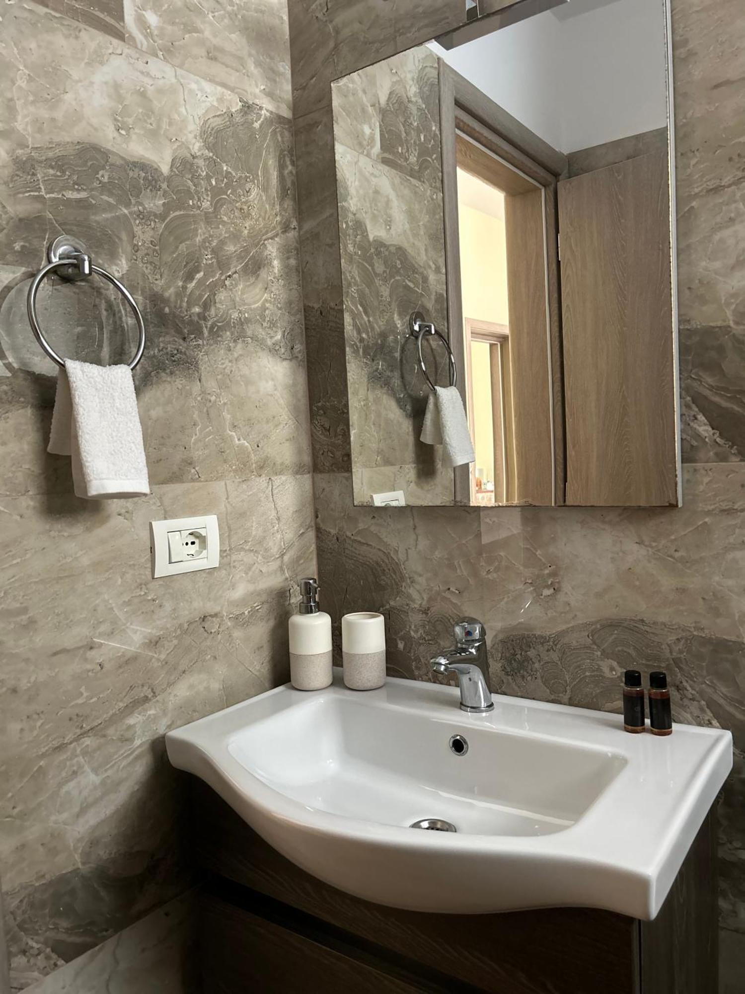 Elizabeth Apartments Himara Zewnętrze zdjęcie
